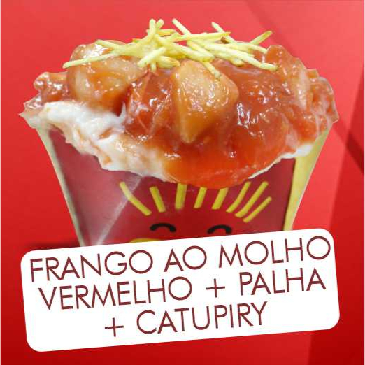 Um delicioso Strogonoff de frango , com o mais puro Catupiry e uma palha Crocante.