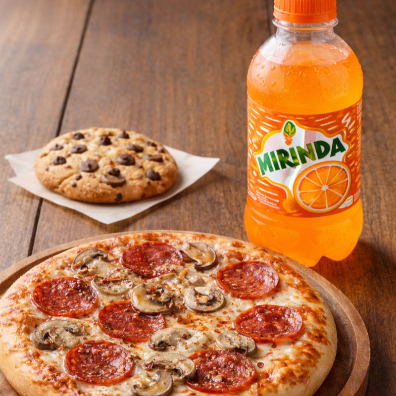 Pizza Individual con Refresco y Galleta