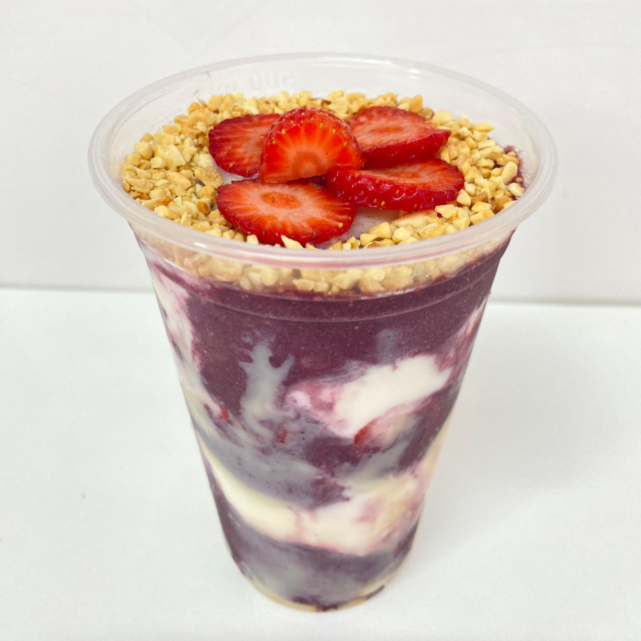 Copo de açaí 400ml, com até 5 adicionais grátis.