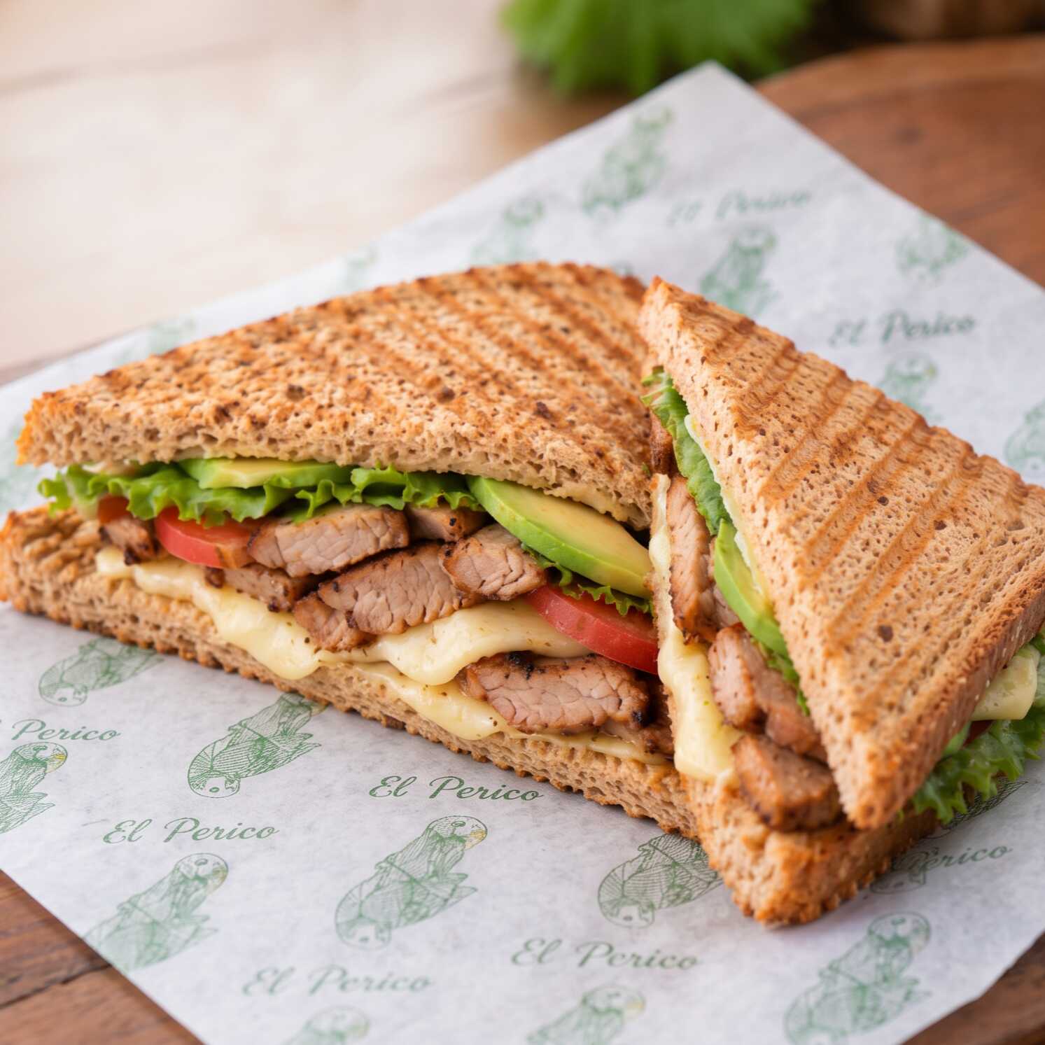 Sándwich de Lomo
