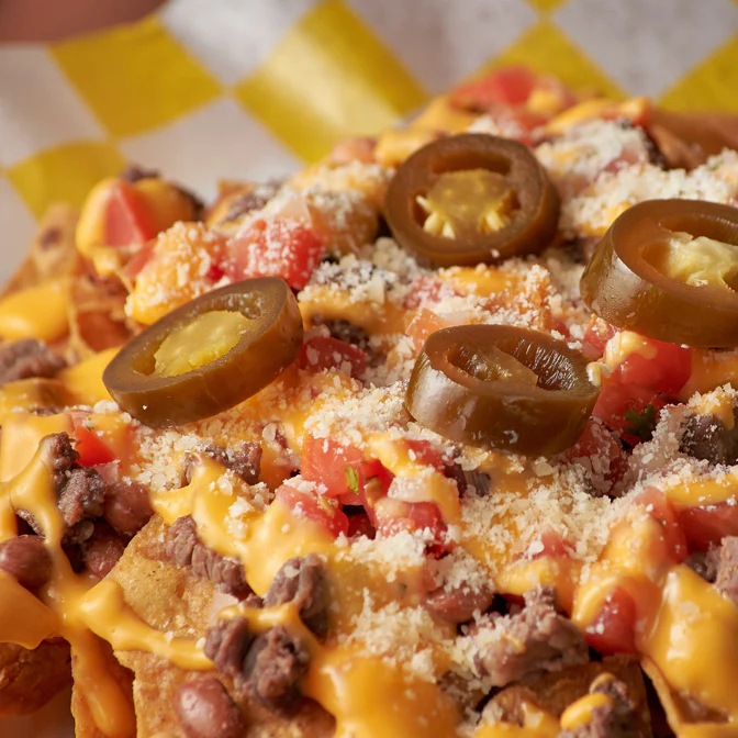 Nachos con Arrachera y BBQ Texana