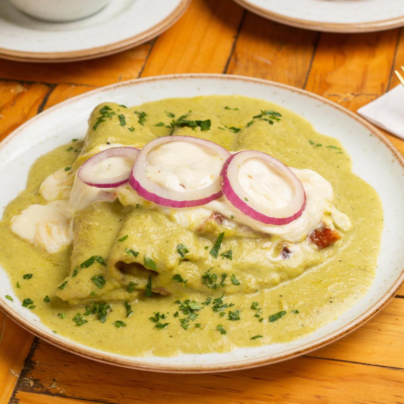 Combo Enchiladas Suizas y Limonada Natural