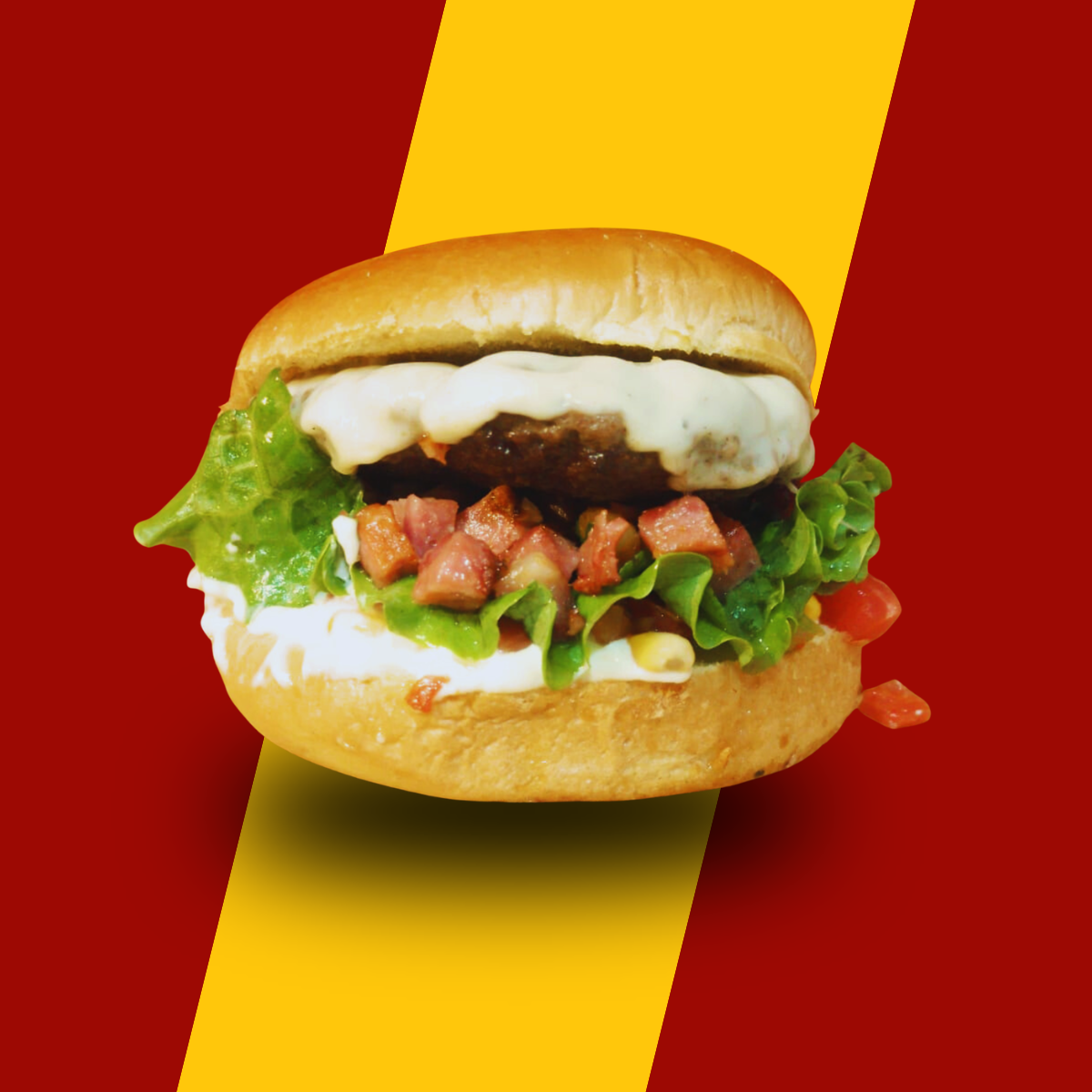 Pão brioche, maionese artesanal da casa, hambúrguer artesanal (180g), bacon em cubos, alface, tomate, milho e queijo mussarela.