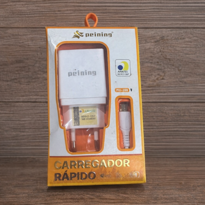 Peining - Contém um carregador de bateria de celular USB(duas entrada) com cabo.