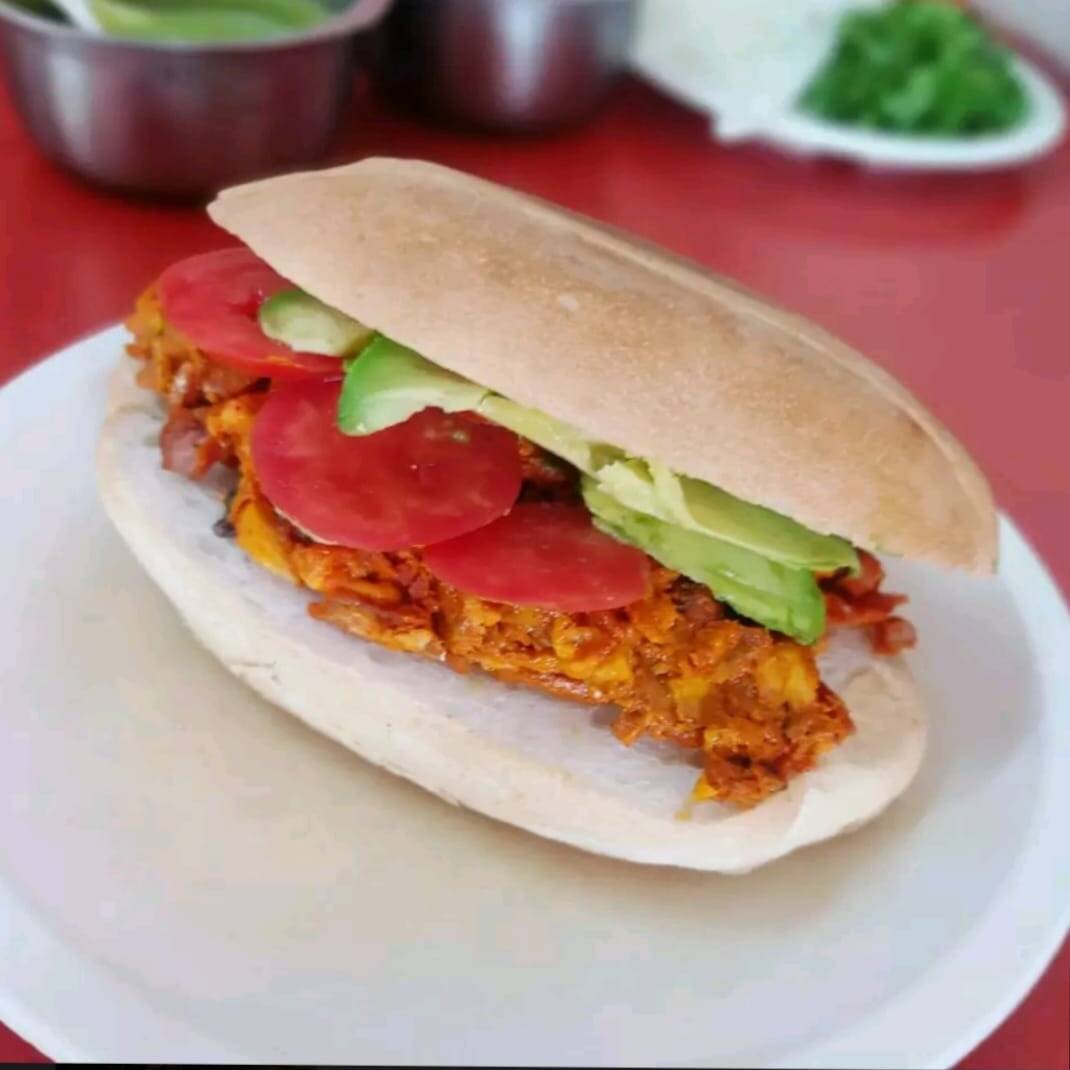 Tortas Que me vez + 5 Suadero