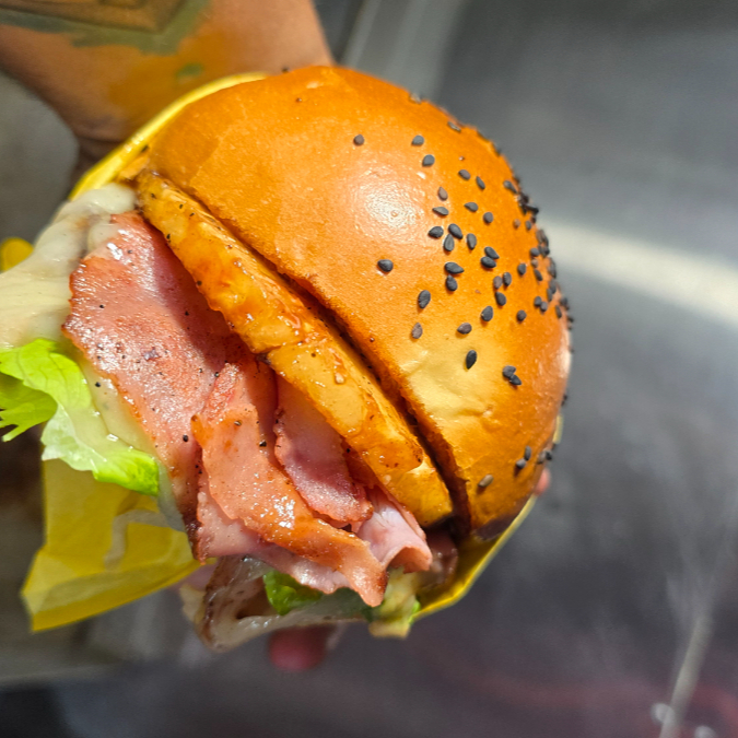 Hamburguesa Hawaiana