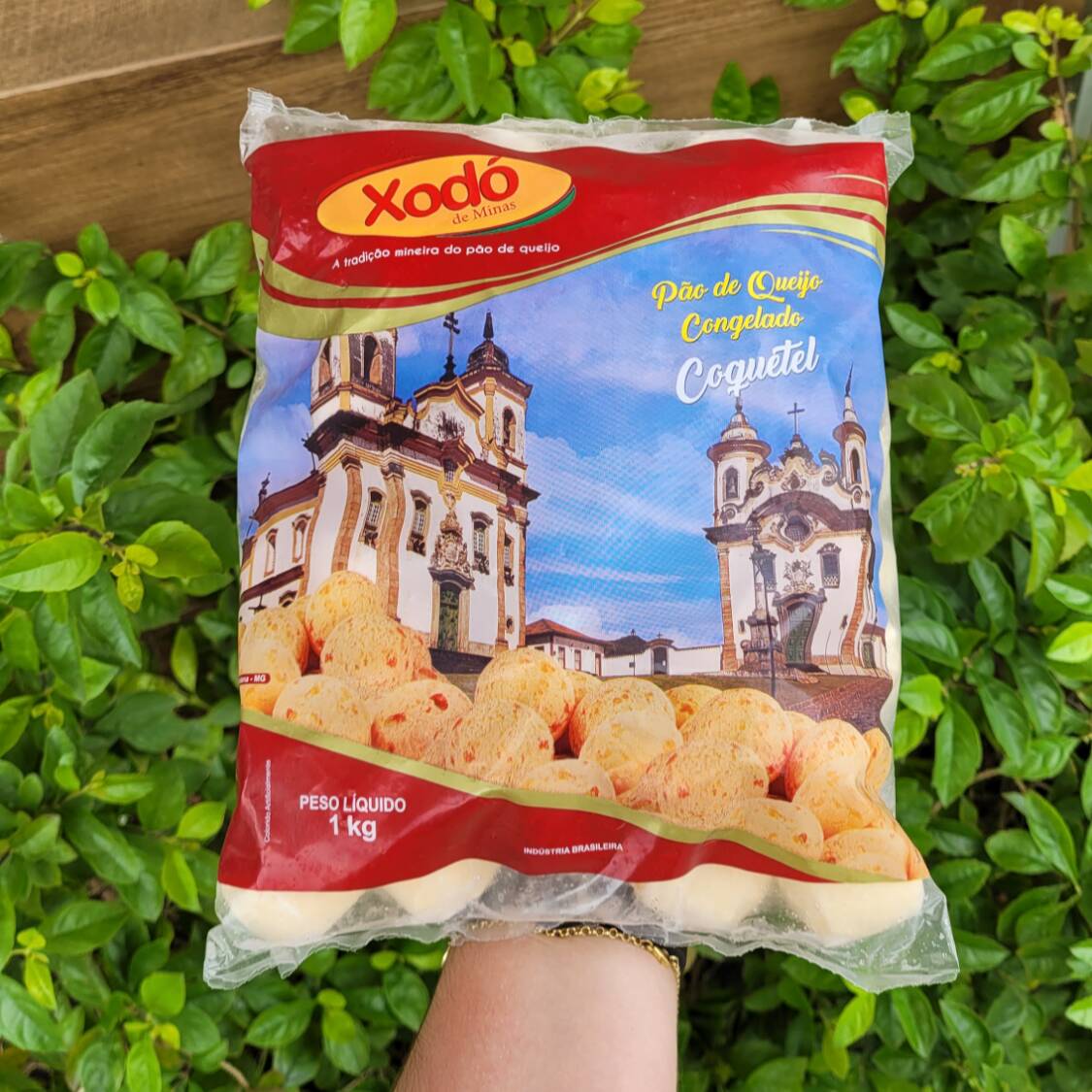 Coquetel Congelado
Prático, saboroso e perfeito para qualquer ocasião! Nosso coquetel congelado é ideal para assar em casa e servir fresquinho, seja no café da manhã, no lanche ou para receber visitas. Fácil de preparar e irresistível a cada mordida!
