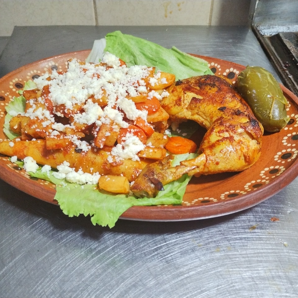 Enchiladas Mineras con Pierna y Muslo