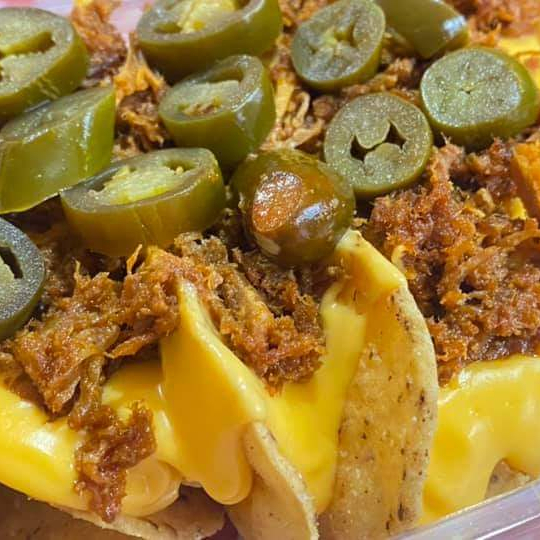 Nachos con Chilorio