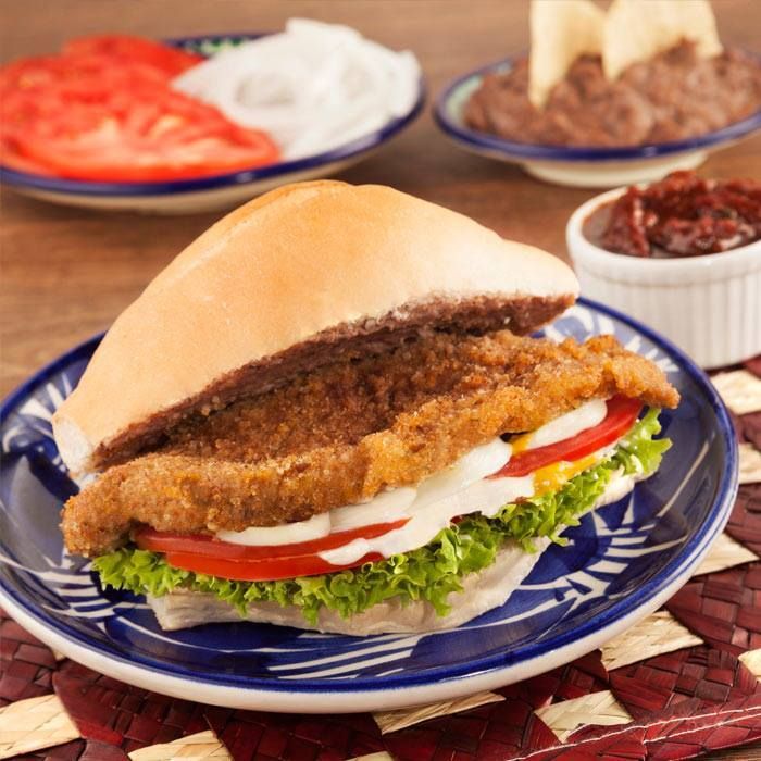 LONCHE DE MILANESA DE POLLO