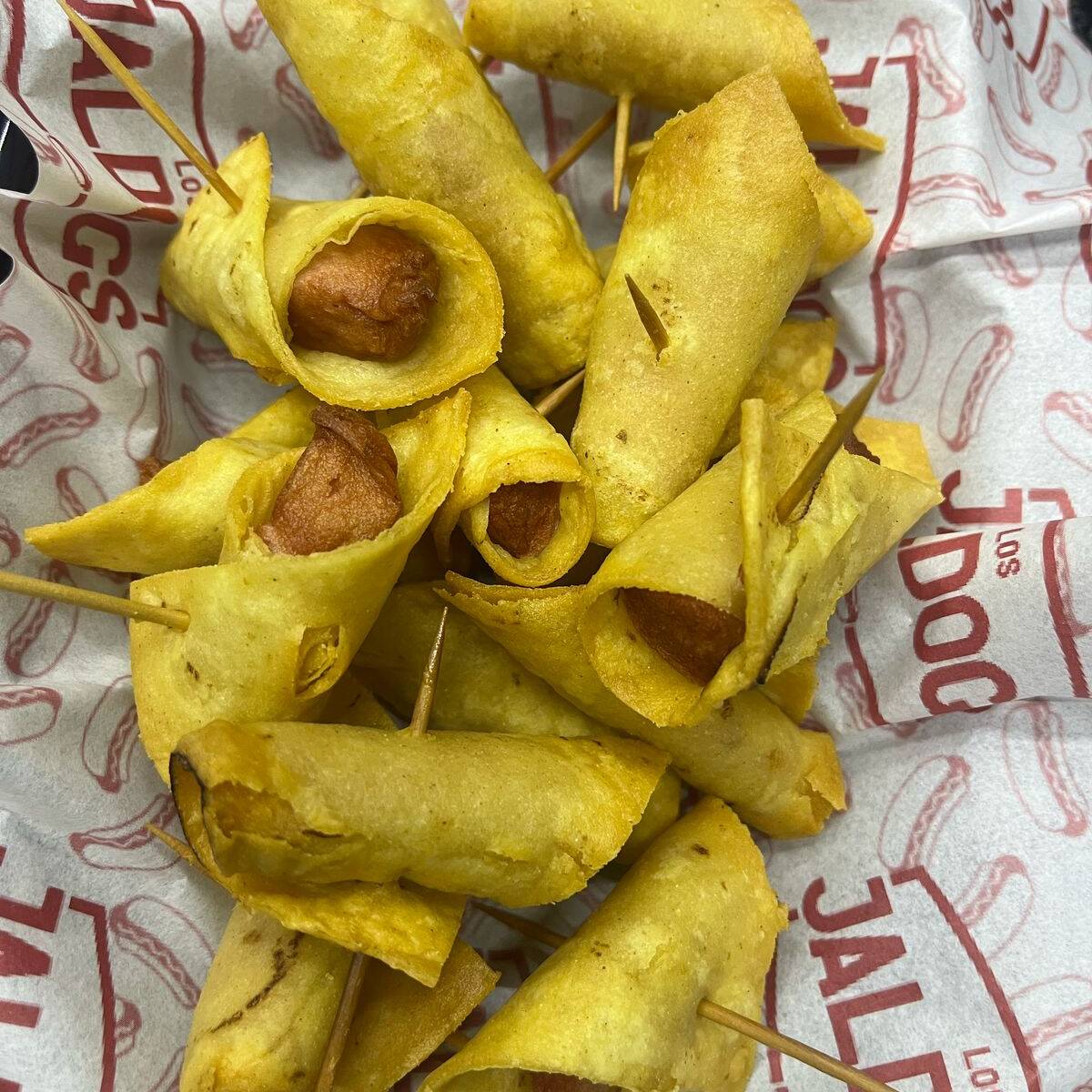 Salchitacos