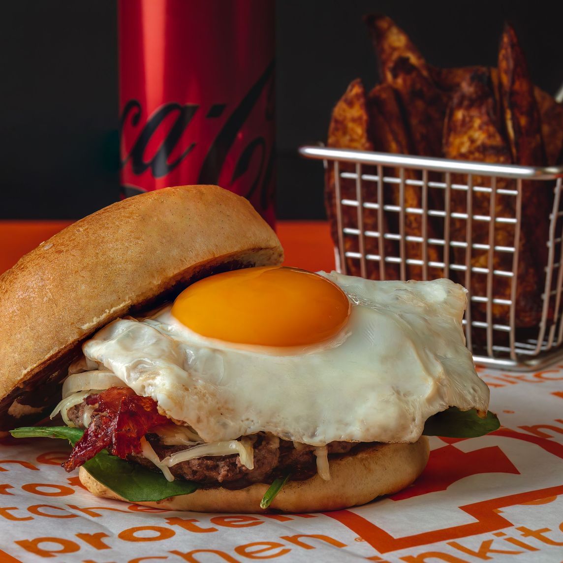 Bacon and Egg Burger 225gr