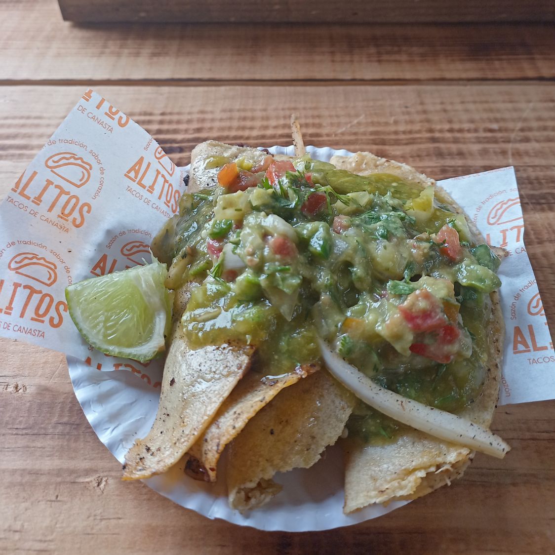 Alitos Tacos de Canasta 2