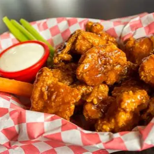 30 Boneless Hot Garlic