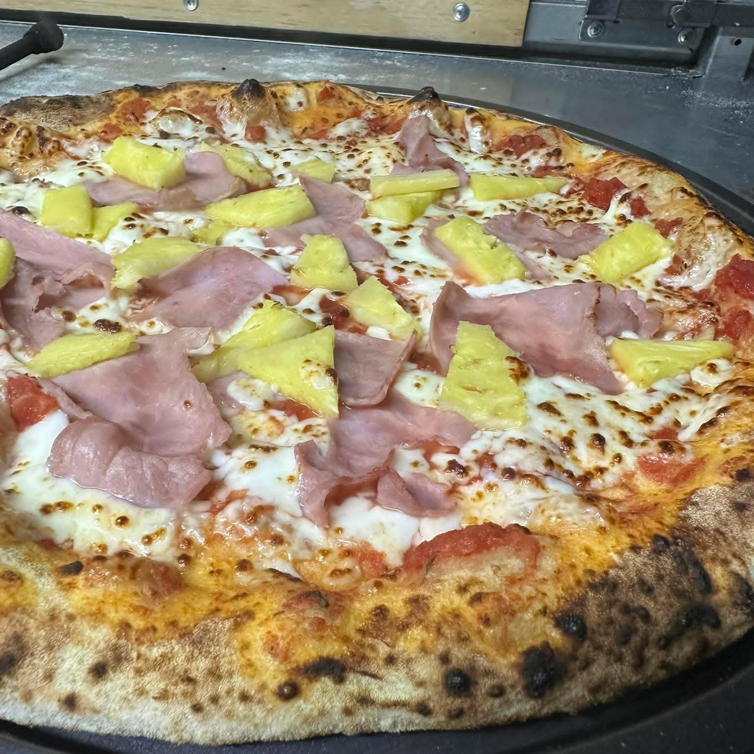 Pizza Hawaiana