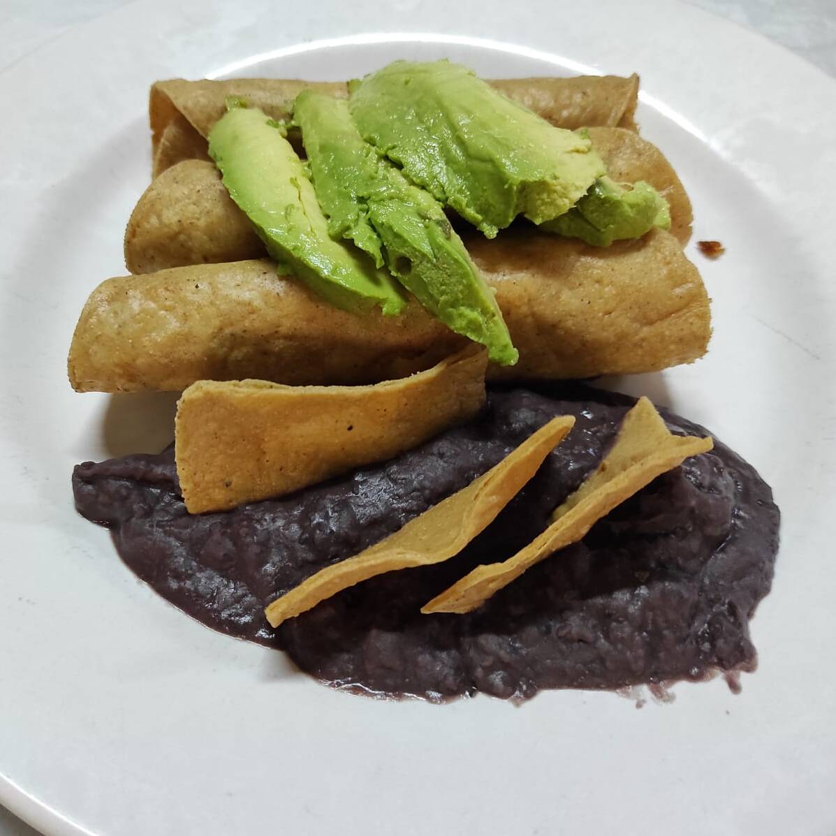 Tacos Dorados Veganos