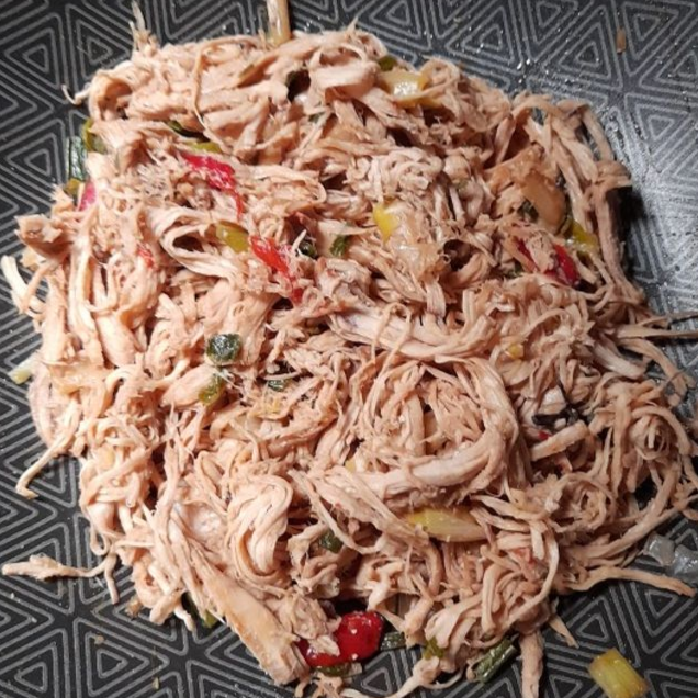 Pollo desmechado