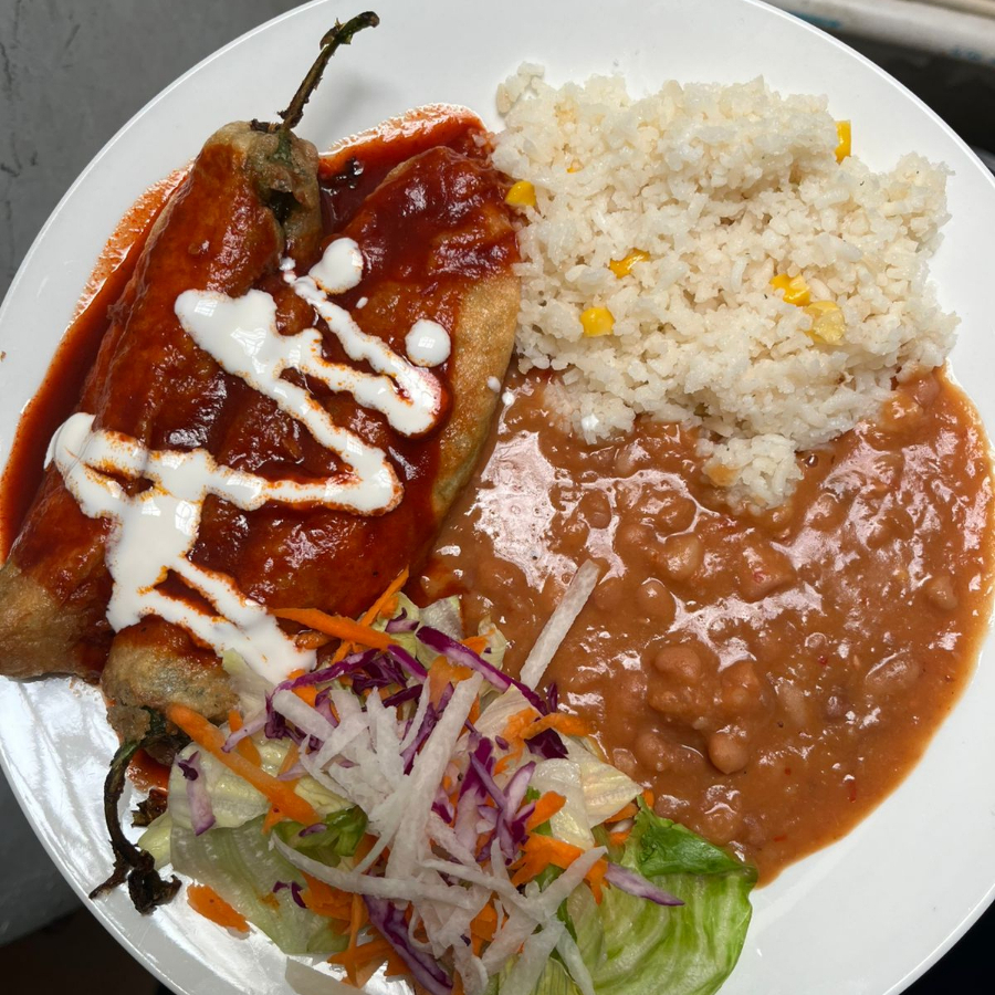 Chiles Rellenos de Queso Fresco