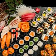 10 Hot Filadélfia 10 Uramaki Filadelfia 10 Uramaki Skin Com Cream Cheese Molho De Maracuja 10 Hossomaki De Salmão 10 Uramaki Kani 10 Hot Banana 2 Hashi 2 Guardanapos 1shoyu 30ml