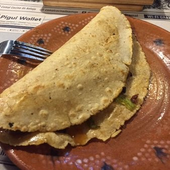 Combo quesadillas + agua