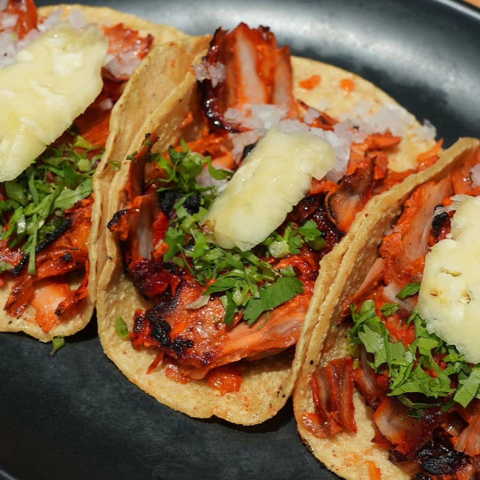 Tacos de la Esquina (1 Pieza)