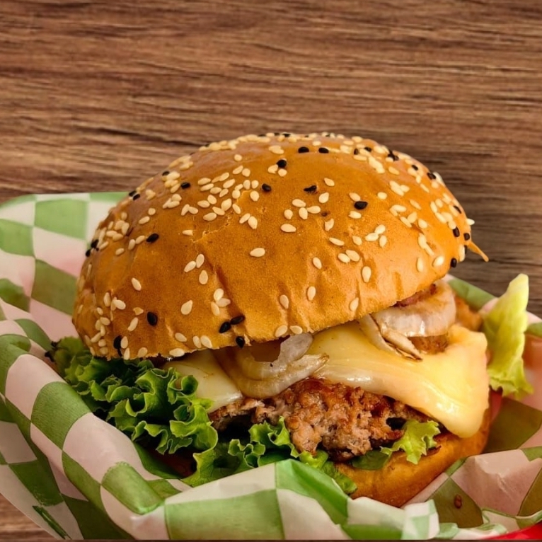 Hamburguesa con Chorizo argentino
