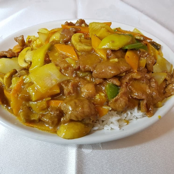 Pollo en Salsa Curry