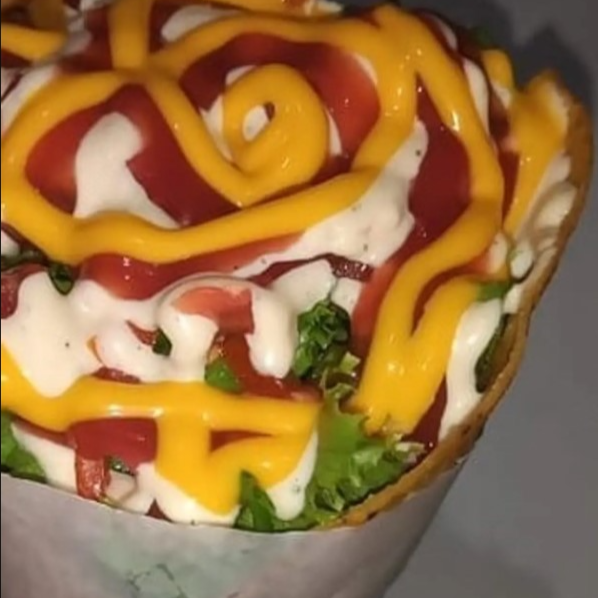 Cono de Pollo Desmechado