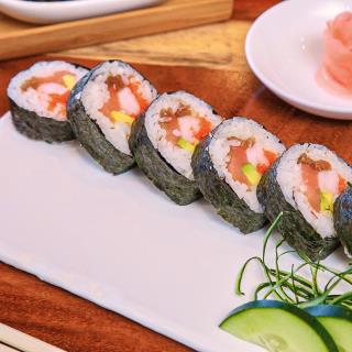 FUTO MAKI
