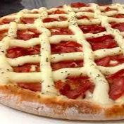 Molho, Mussarela, Calabresa, Catupiry, Oregano.