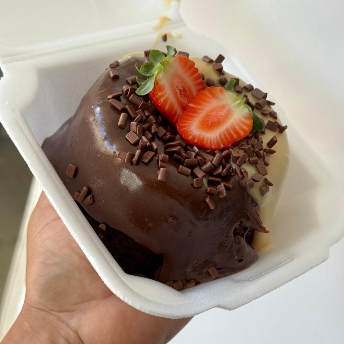 massa chocolate I recheio de ninho I recheio de brigadeiro