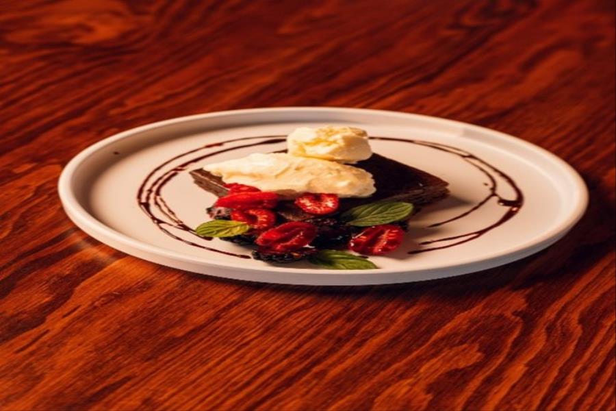 BROWNI CON FRUTOS ROJOS