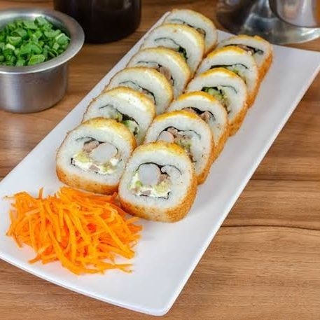 Sushi 3 Quesos + Sushi Empanizado de Camarón