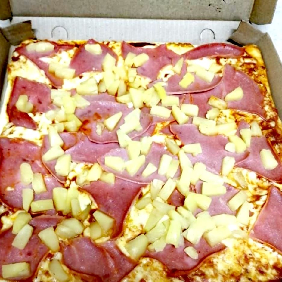 Pizza Hawaiana