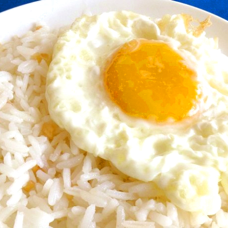 Porcion de Arroz con 1 Huevo Estrellado