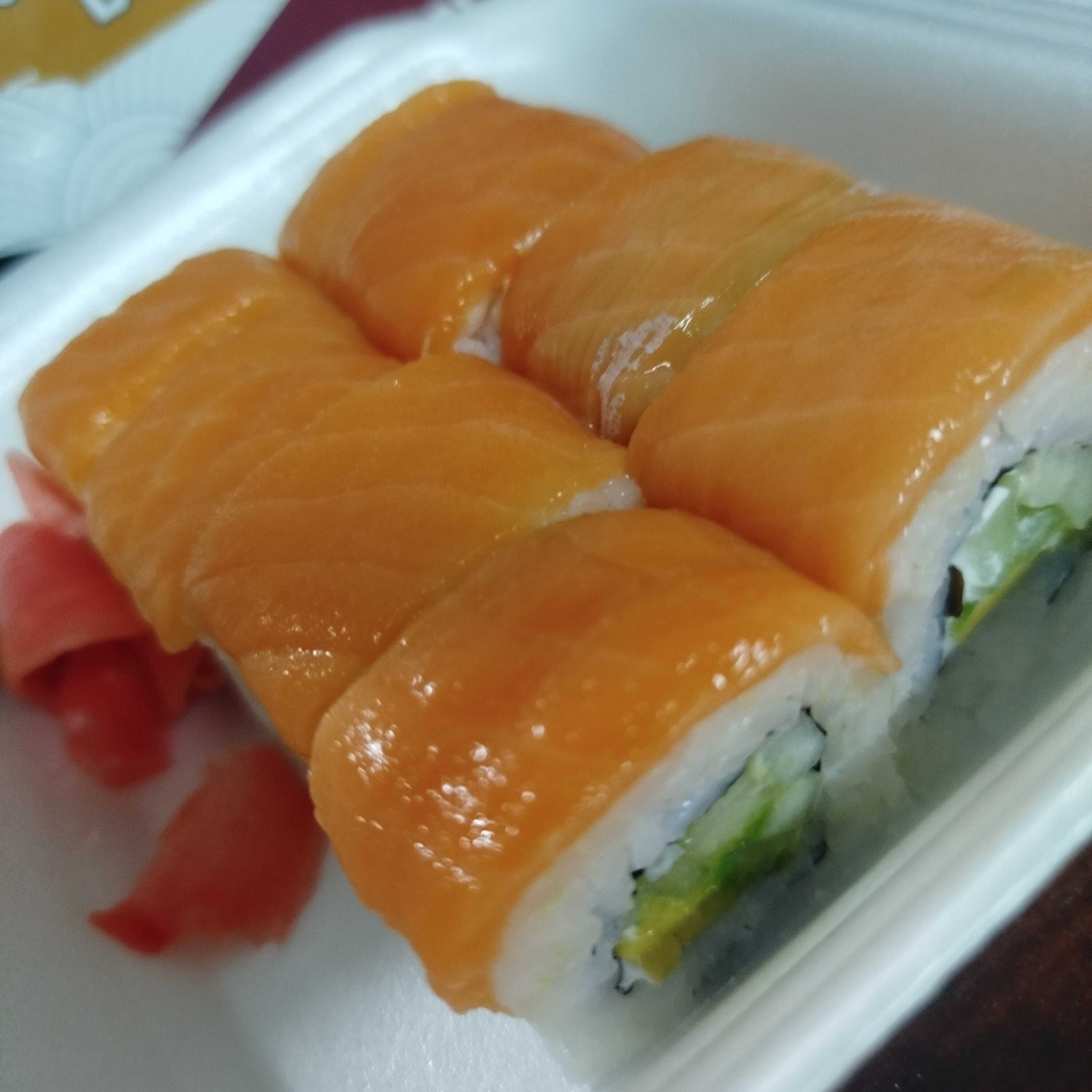 Salmón Roll