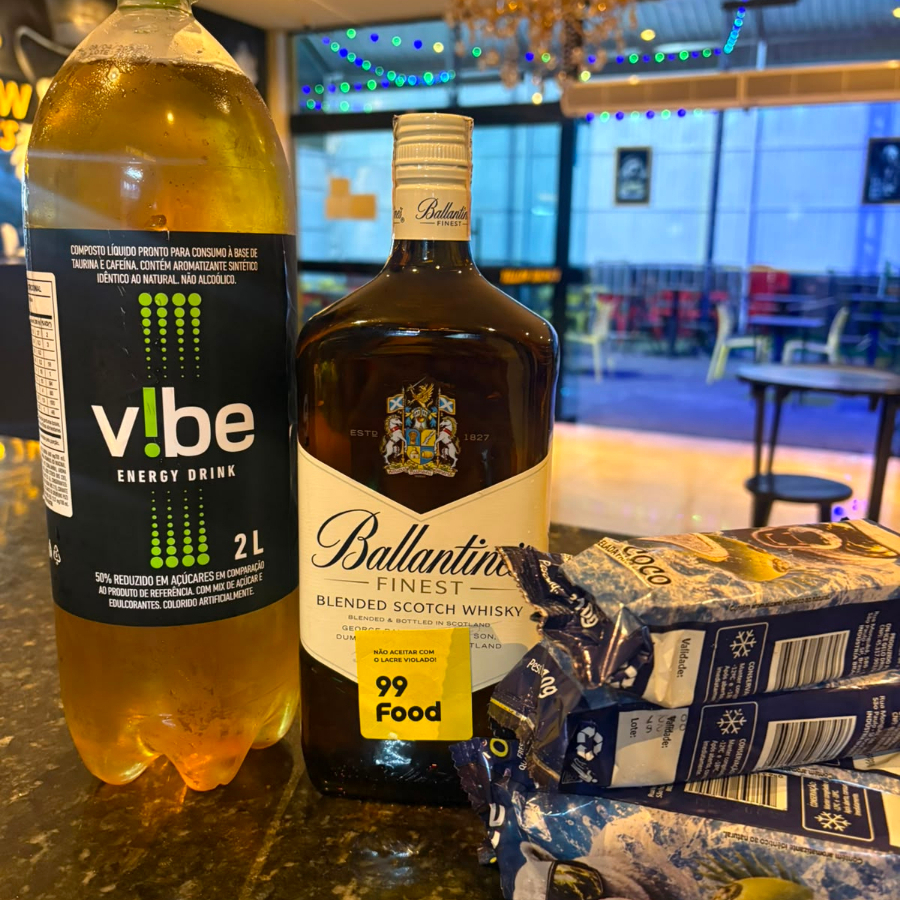 Acompanha 5 gelo 1 vibe 2 litros