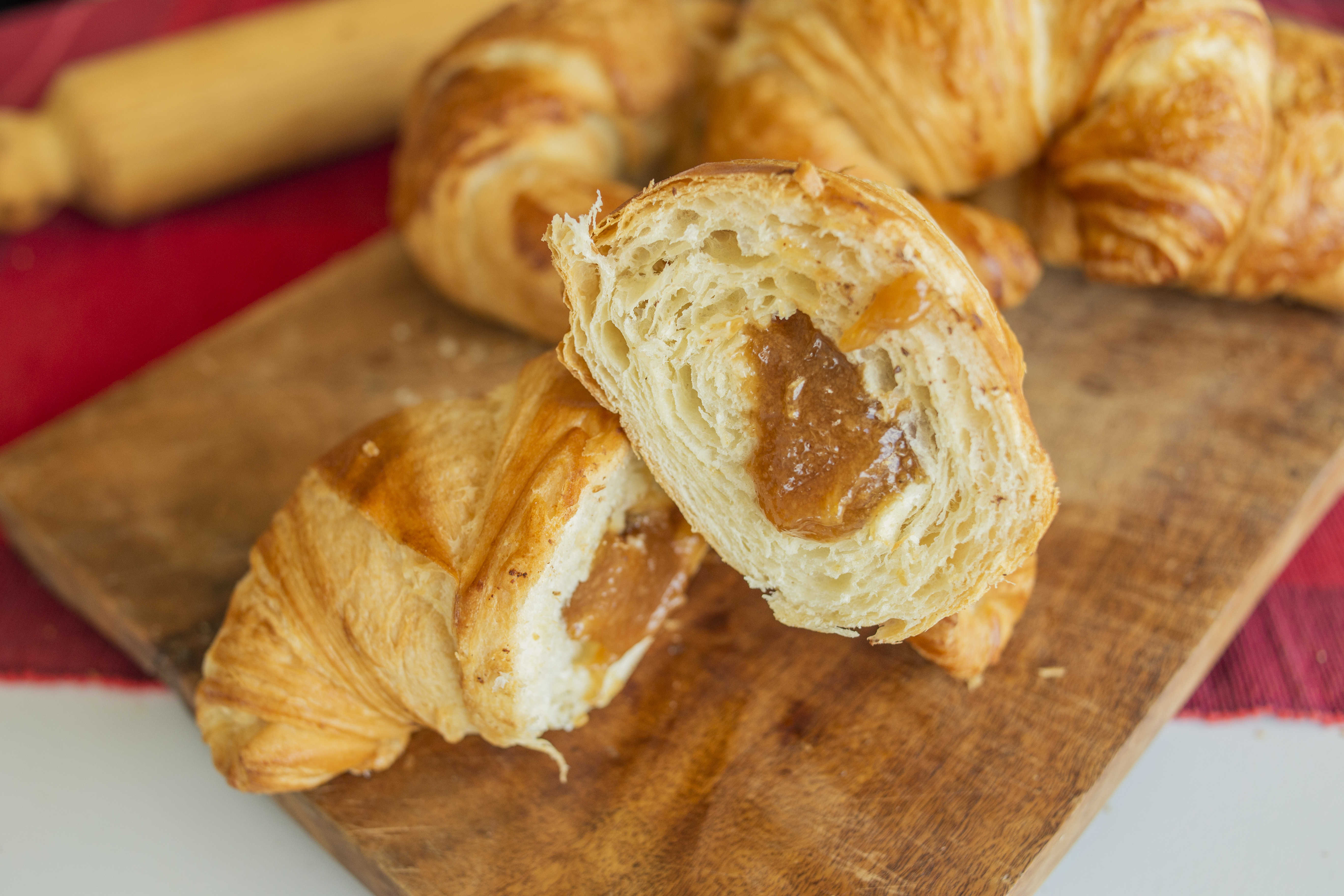 Croissant Relleno de Guayaba