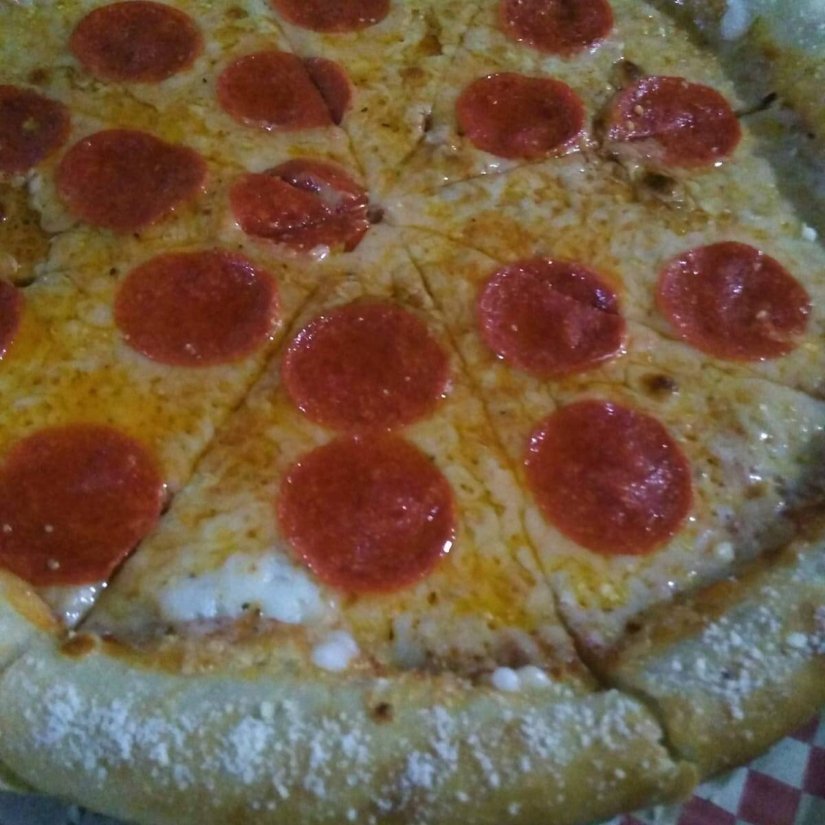 Pizza Peperoni Orilla Queso