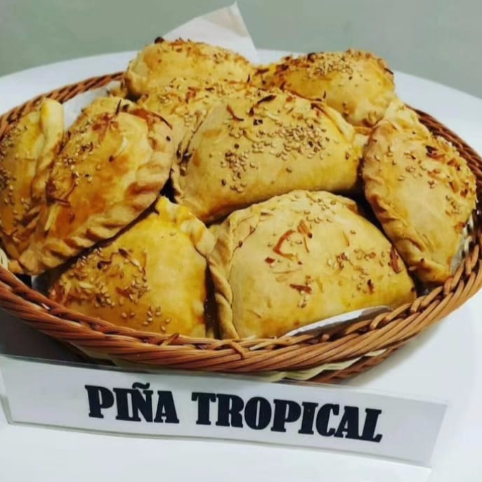 Empanada de Piña Tropical Vegana