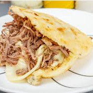 Arepa Carne Queso