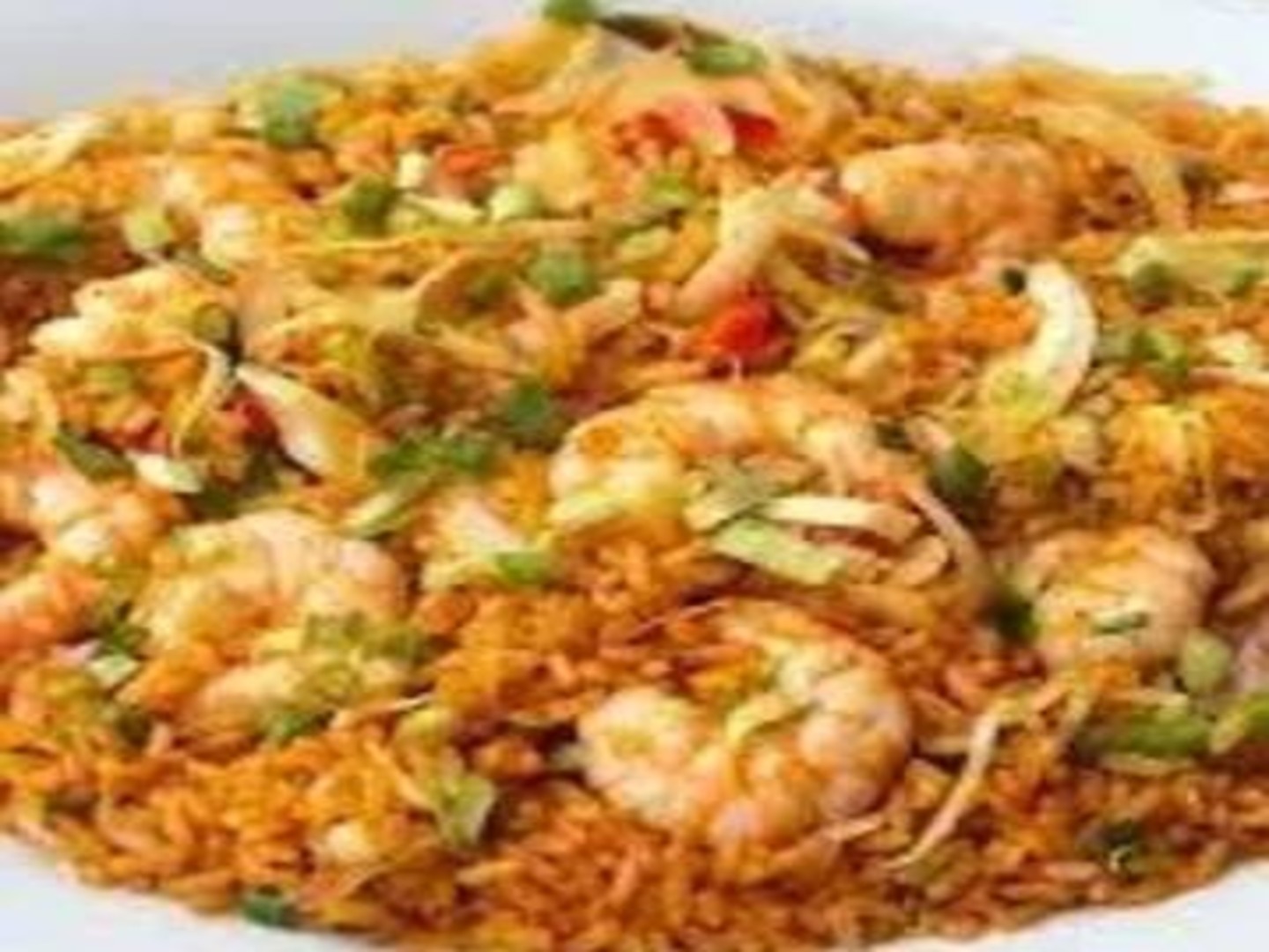 Camarones con arroz entero.