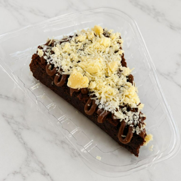 Brownie Con Queso Bola y NUTELLA