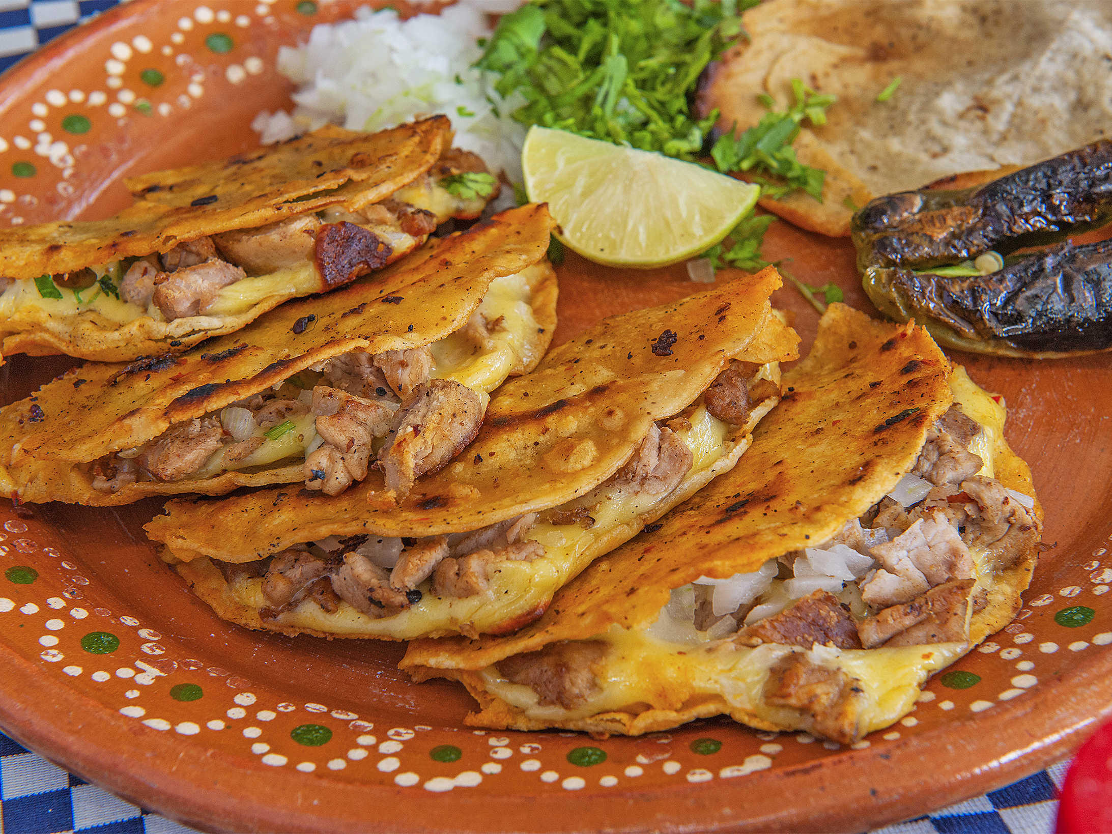Combo - 8 Tacos de Barbacoa + 2 Agua Fresca Grande