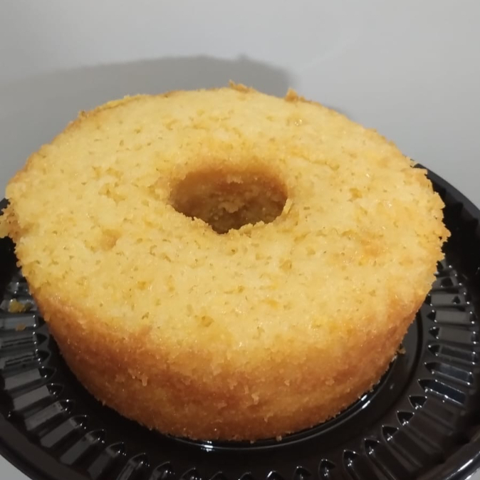 Massa fofinha, bolo feito de milho. (aprox.400g, serve 3 pessoas ))