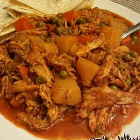 PICADILLO DE POLLO