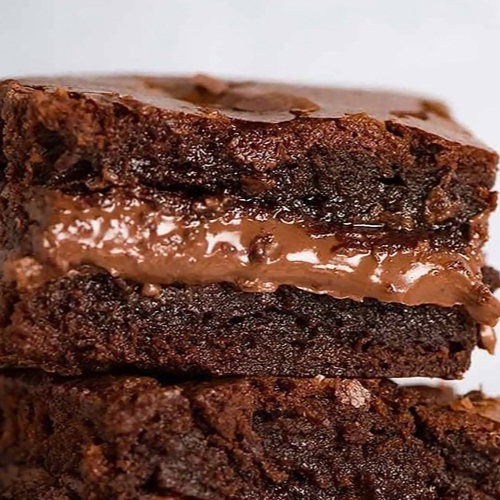 Delicioso brownie recheado sabor brigadeiro