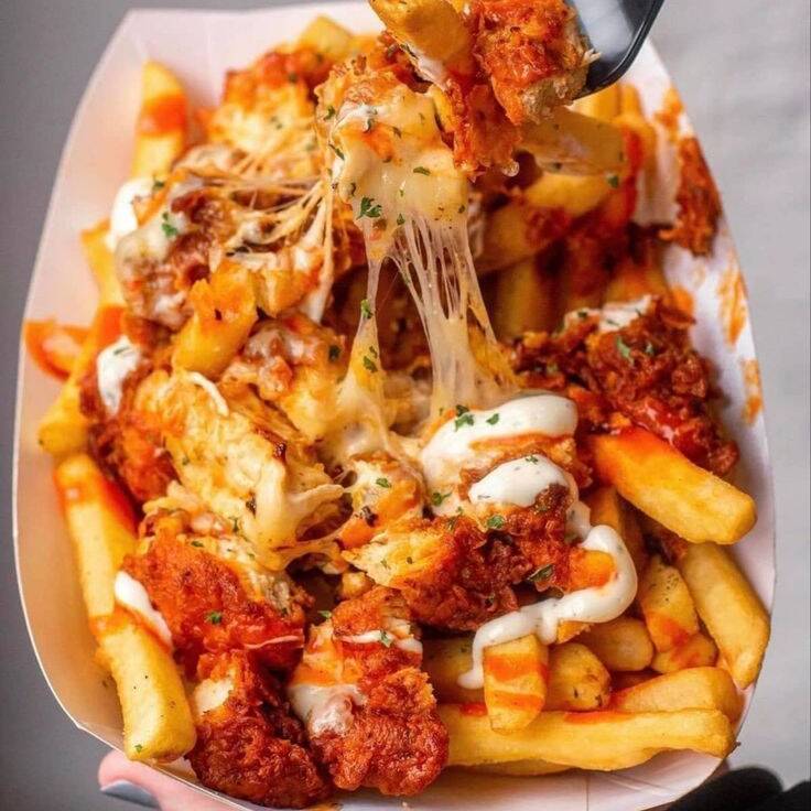Combo Papas Cheddar con Pollo Crispy