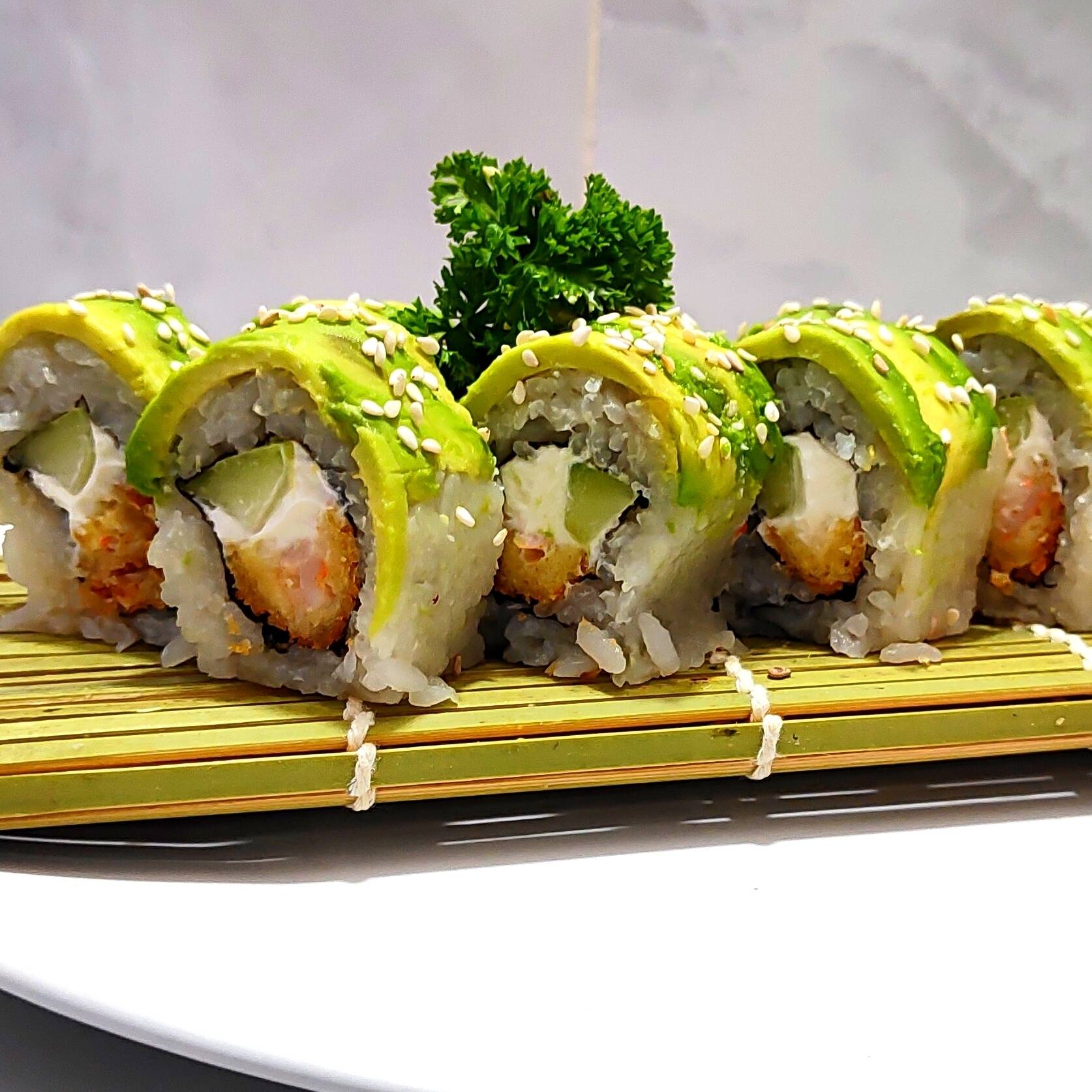 AVOCADO ROLL