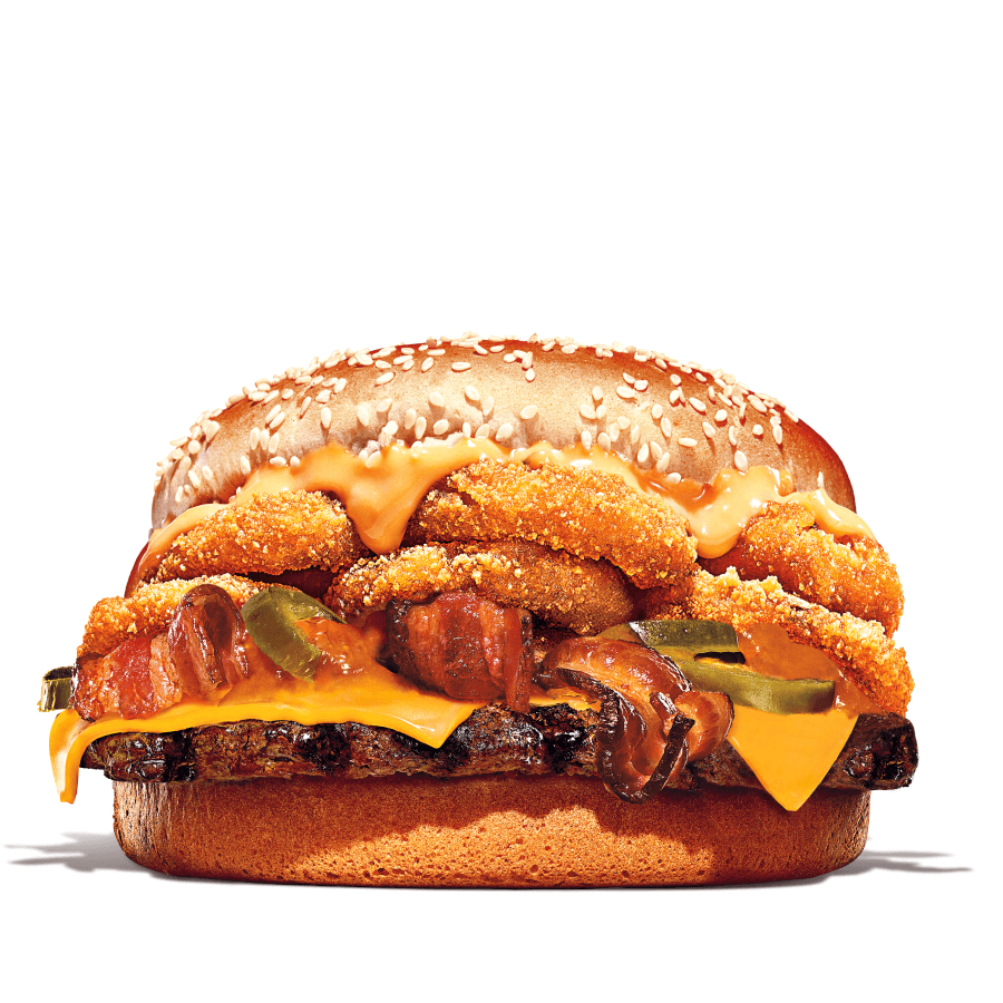 Chegou o novo Mega Stacker Furioso 1.0. Pão fofinho com gergelim, um hambúrguer de carne 100% bovina grelhado no fogo, onion rings, pimenta jalapeño, deliciosas fatias de bacon, queijo fatiado sabor cheddar e os icônicos molhos Stacker e Furioso.